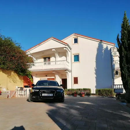 Fafandjel Apartament *